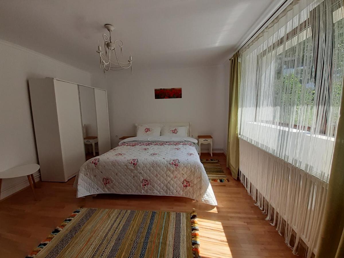 Appartement R-House à Braşov Extérieur photo