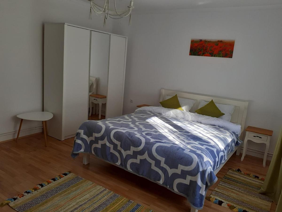 Appartement R-House à Braşov Extérieur photo